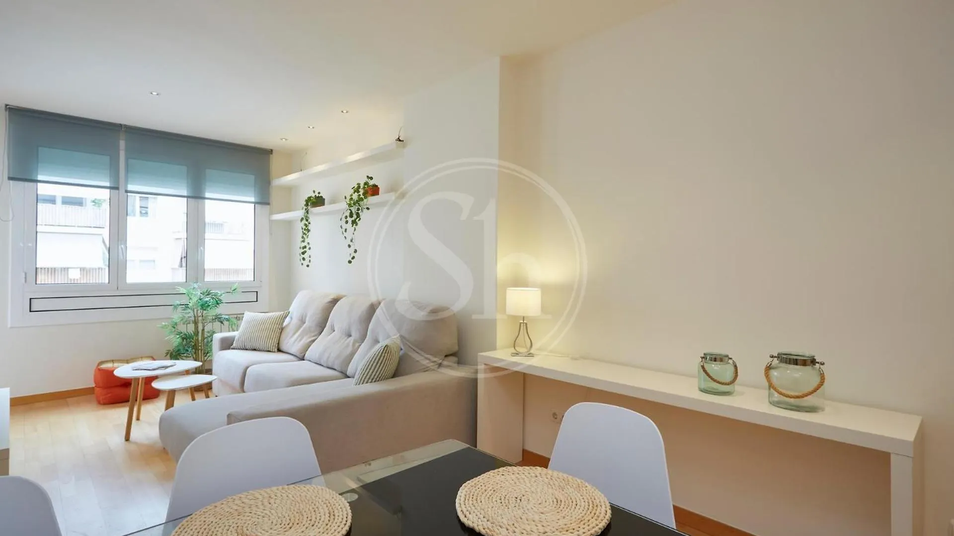 Piso Familiar Cerca De Diagonal Apartment Barcelona Spain