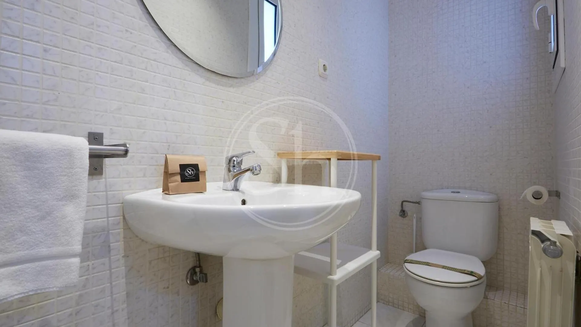 Piso Familiar Cerca De Diagonal Apartment Barcelona