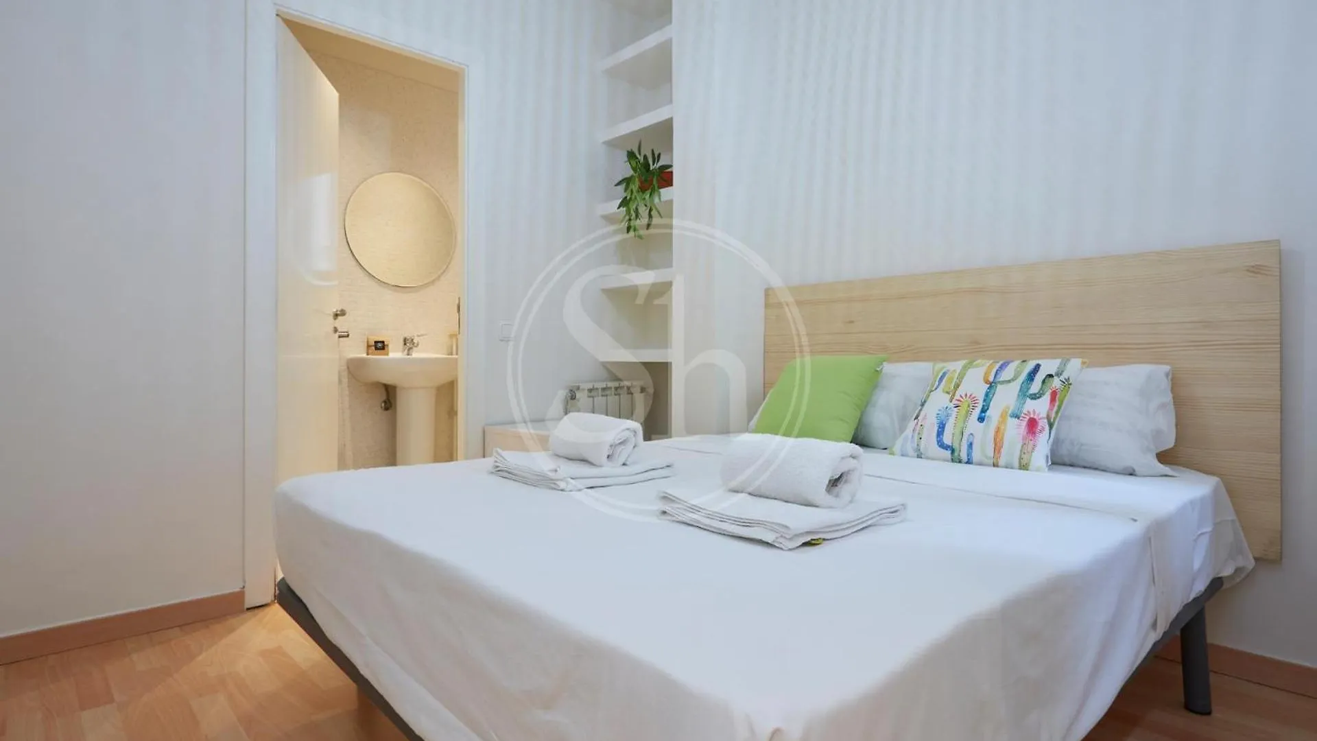 Piso Familiar Cerca De Diagonal Apartment Barcelona