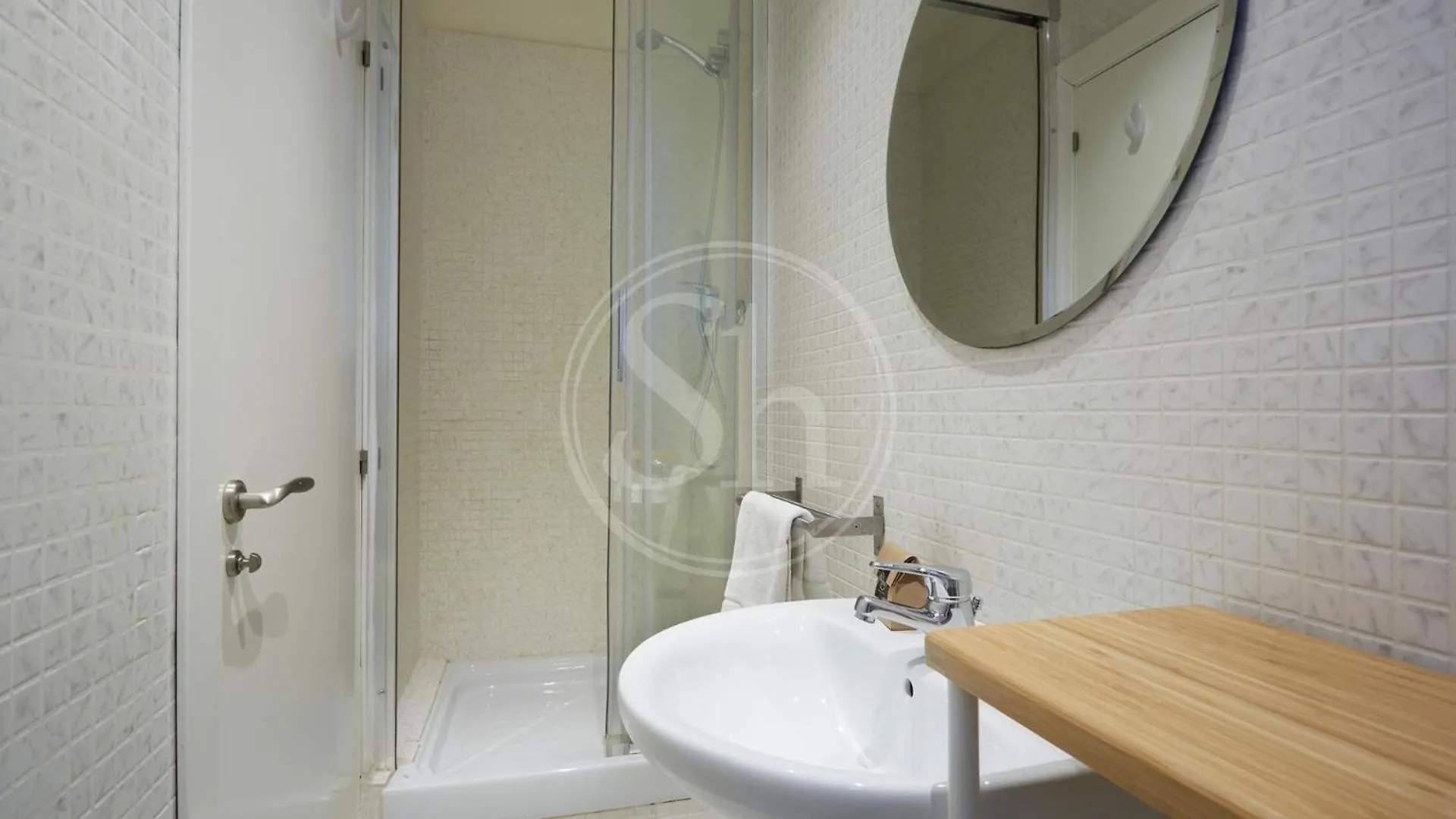 Piso Familiar Cerca De Diagonal Apartment Barcelona
