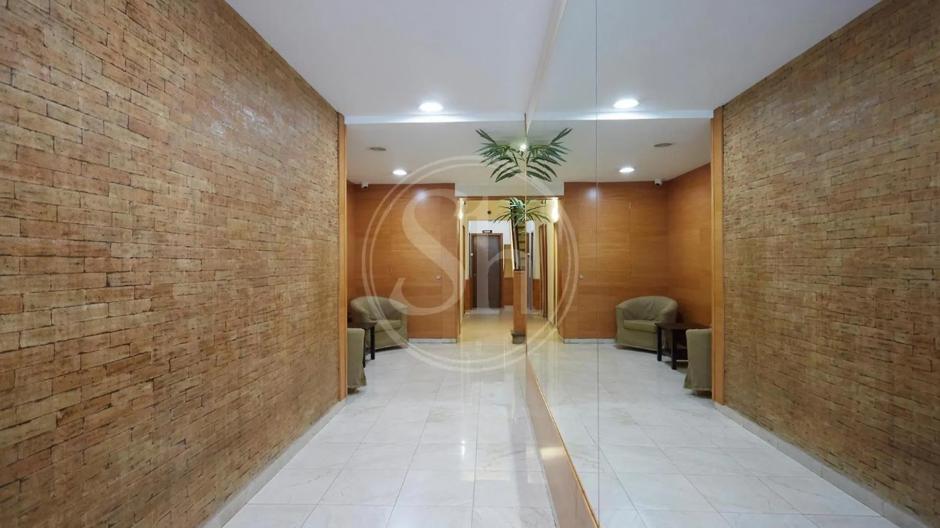 شقة Piso Familiar Cerca De Diagonal برشلونة 0*,